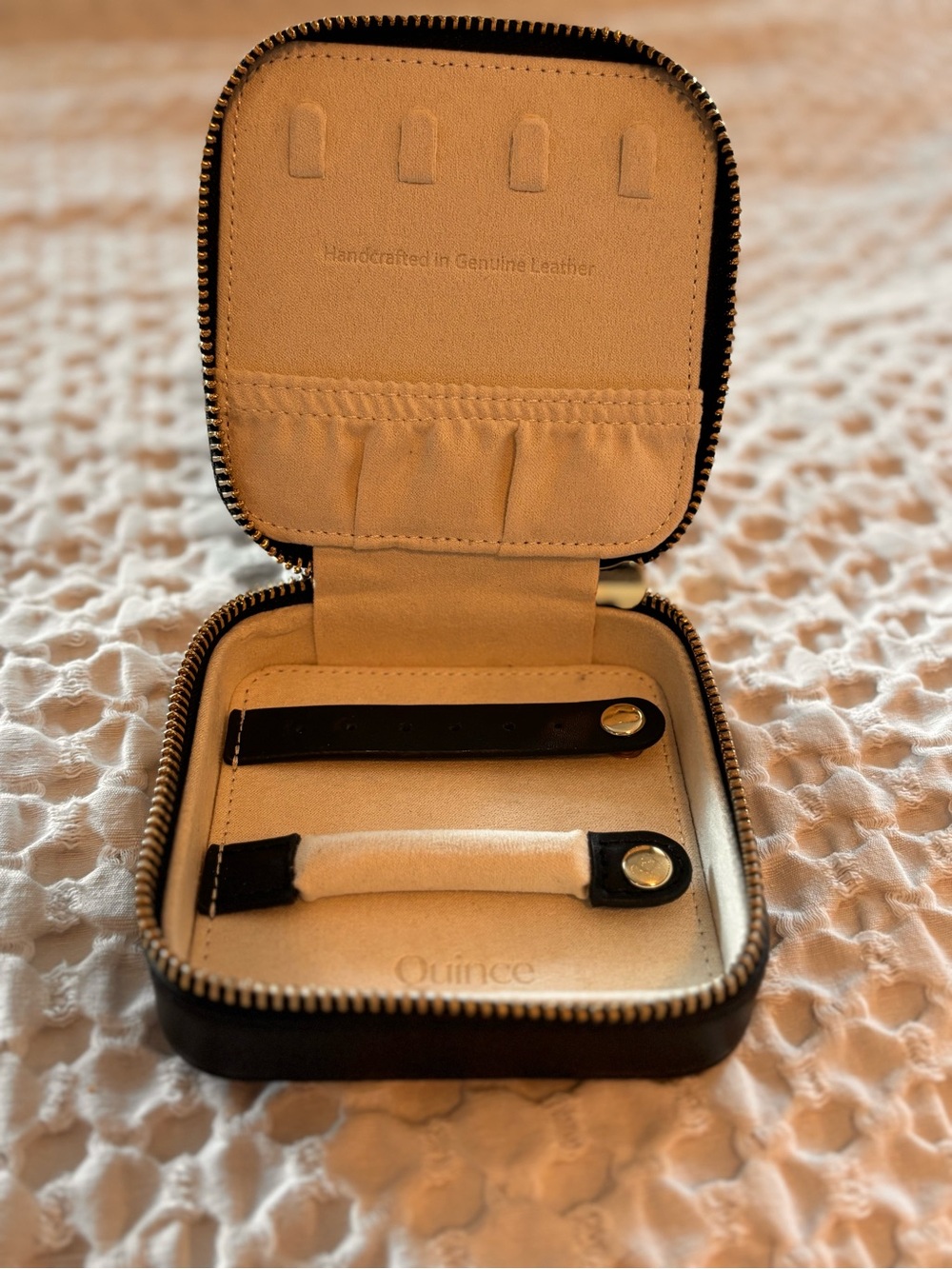 Quince Travel Leather Jewelry Case - Black and Cream